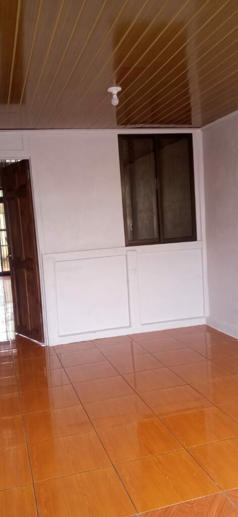 2f08910b-5ab9-402e-8b7b-3b94eff9b6bf_ughfye