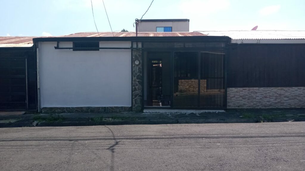 eb4f8530-c3e1-4434-a027-1527b4be444d_qkvzuj