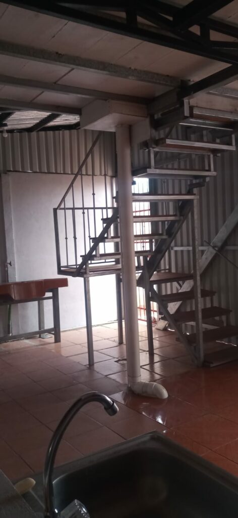 fda04b69-723f-4a9a-b744-02538f031408_cnhm9p